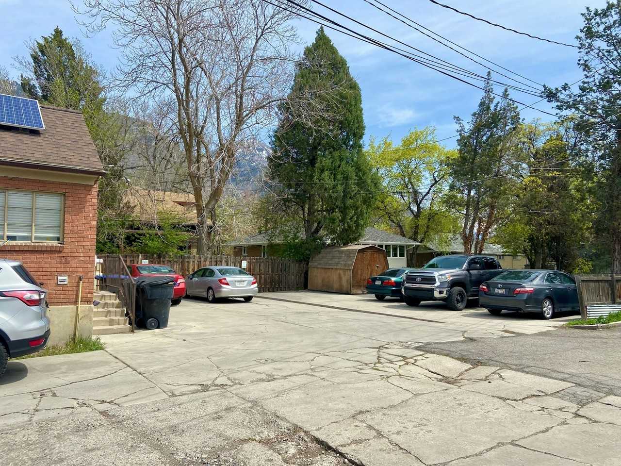 568 East 500 North, Unit Lg Room Shared MENS - Photo 6 of 18
