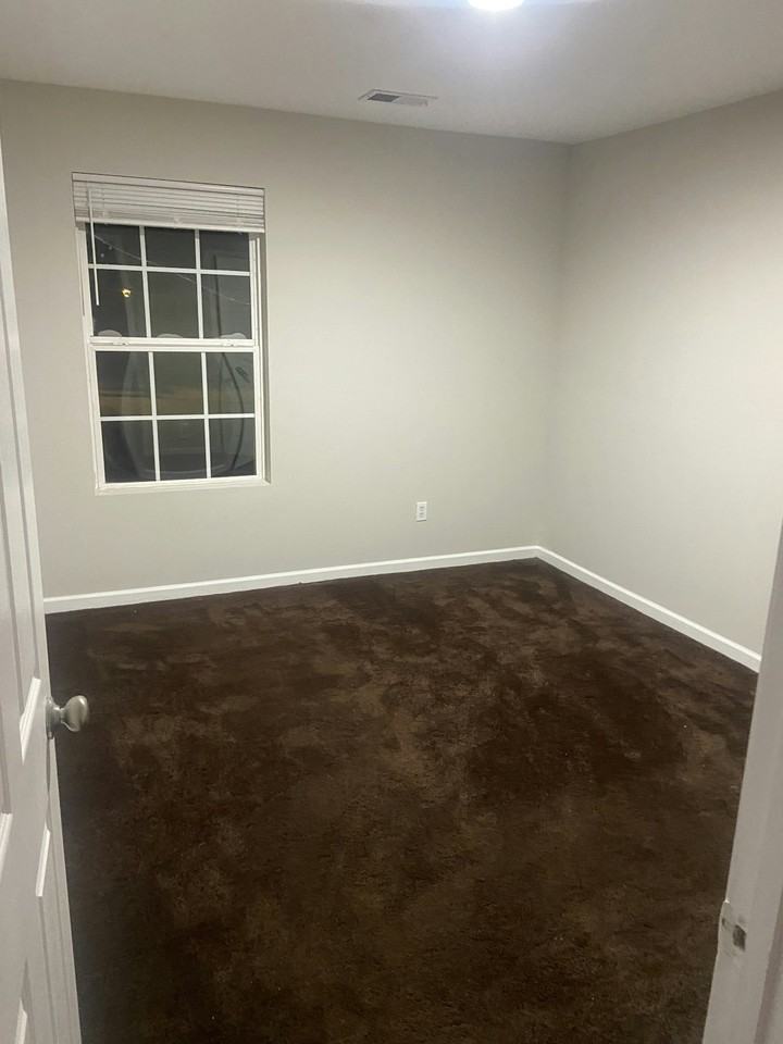 7092 Walton Hl - Photo 2 of 30