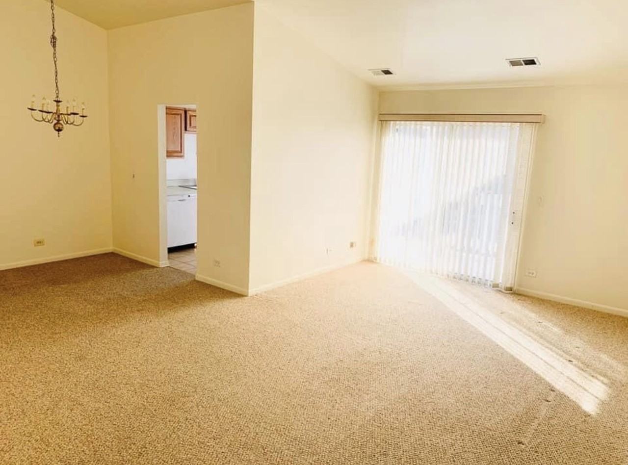 345 Pembroke Court #6 - Photo 2 of 6