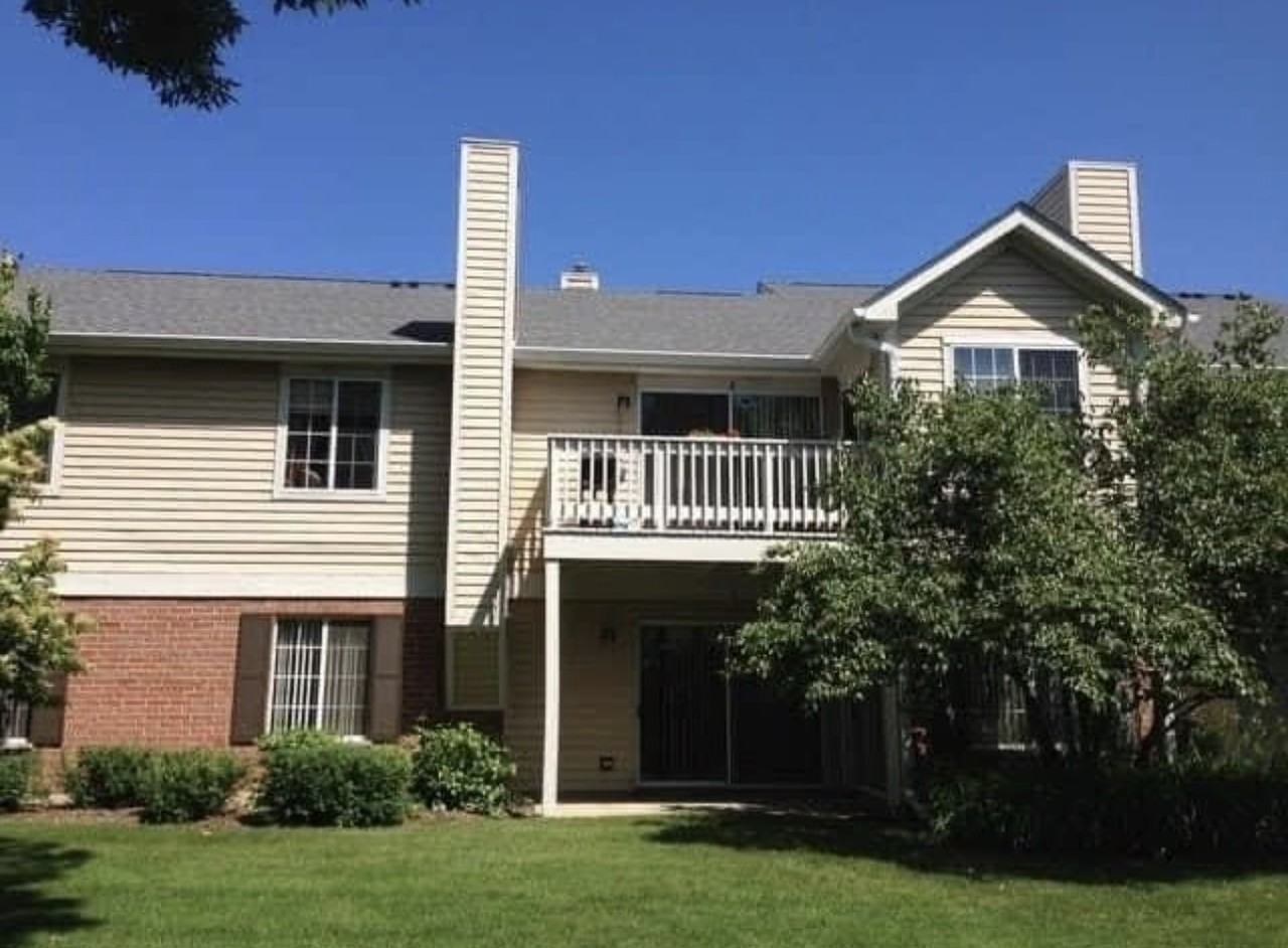 345 Pembroke Court #6 - Photo 4 of 6