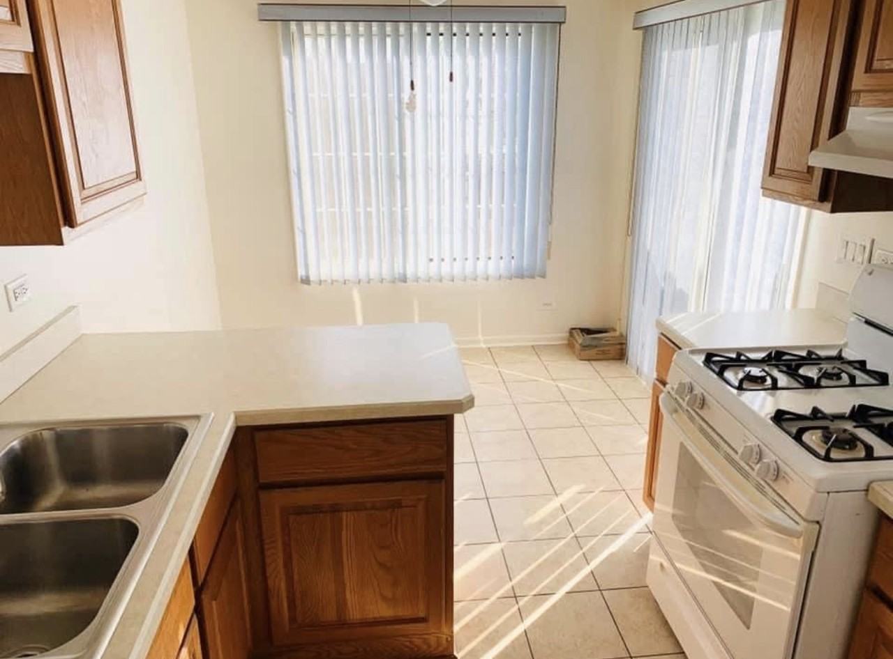 345 Pembroke Court #6 - Photo 6 of 6