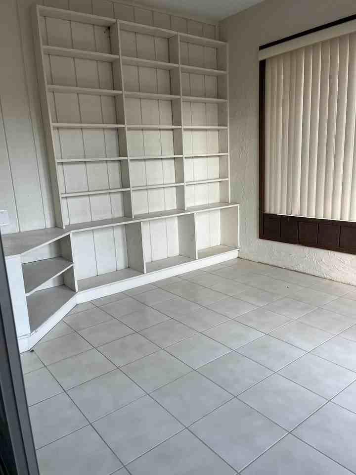 325 Redwing Way #NA - Photo 4 of 31