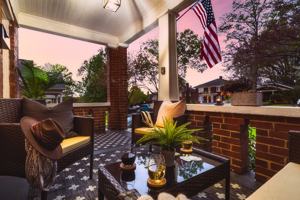 featured image of 715 Grandin Road #NA