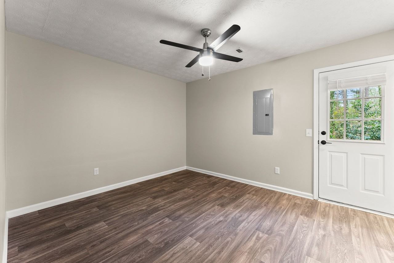 124 2nd Street - Photo 3 of 20