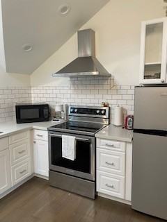 3428 63rd Avenue Southwest #B - Photo 5 of 20