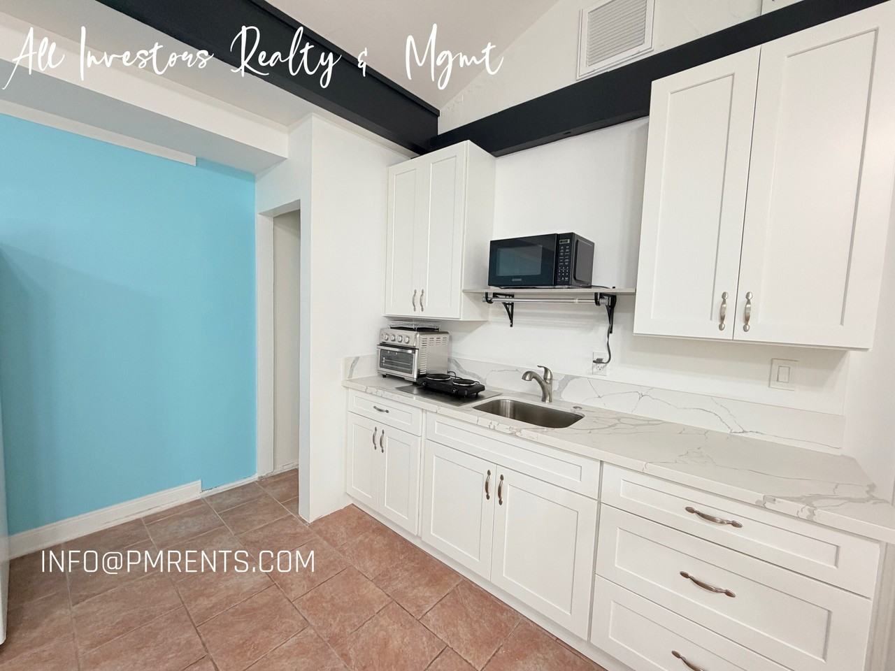 420 Hutchison Street #1 - Photo 5 of 9