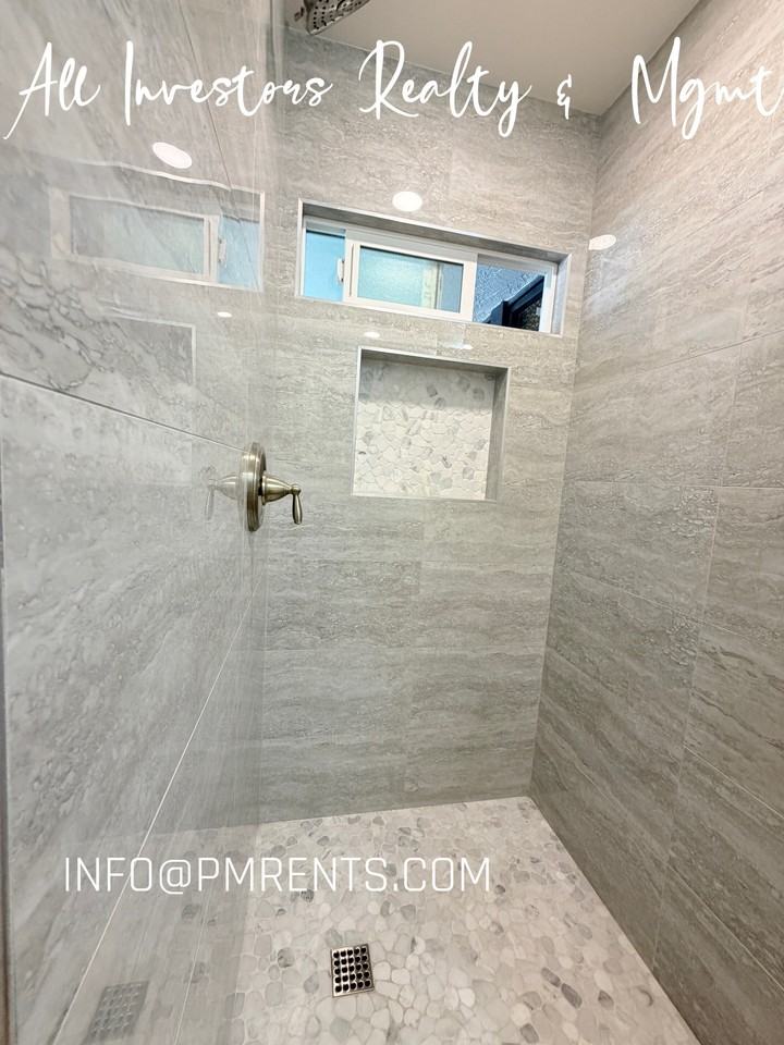 420 Hutchison Street #1 - Photo 7 of 9