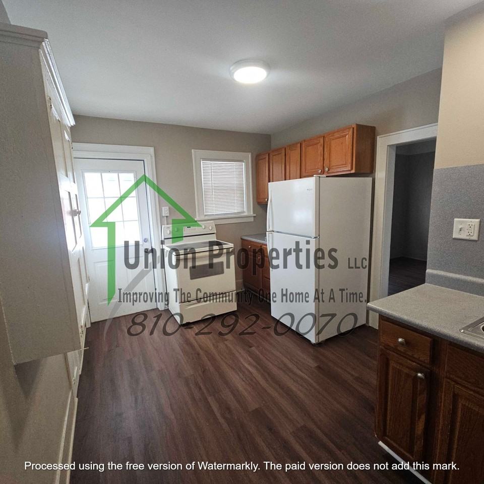 1042 Gillett Street #1 - Photo 2 of 22