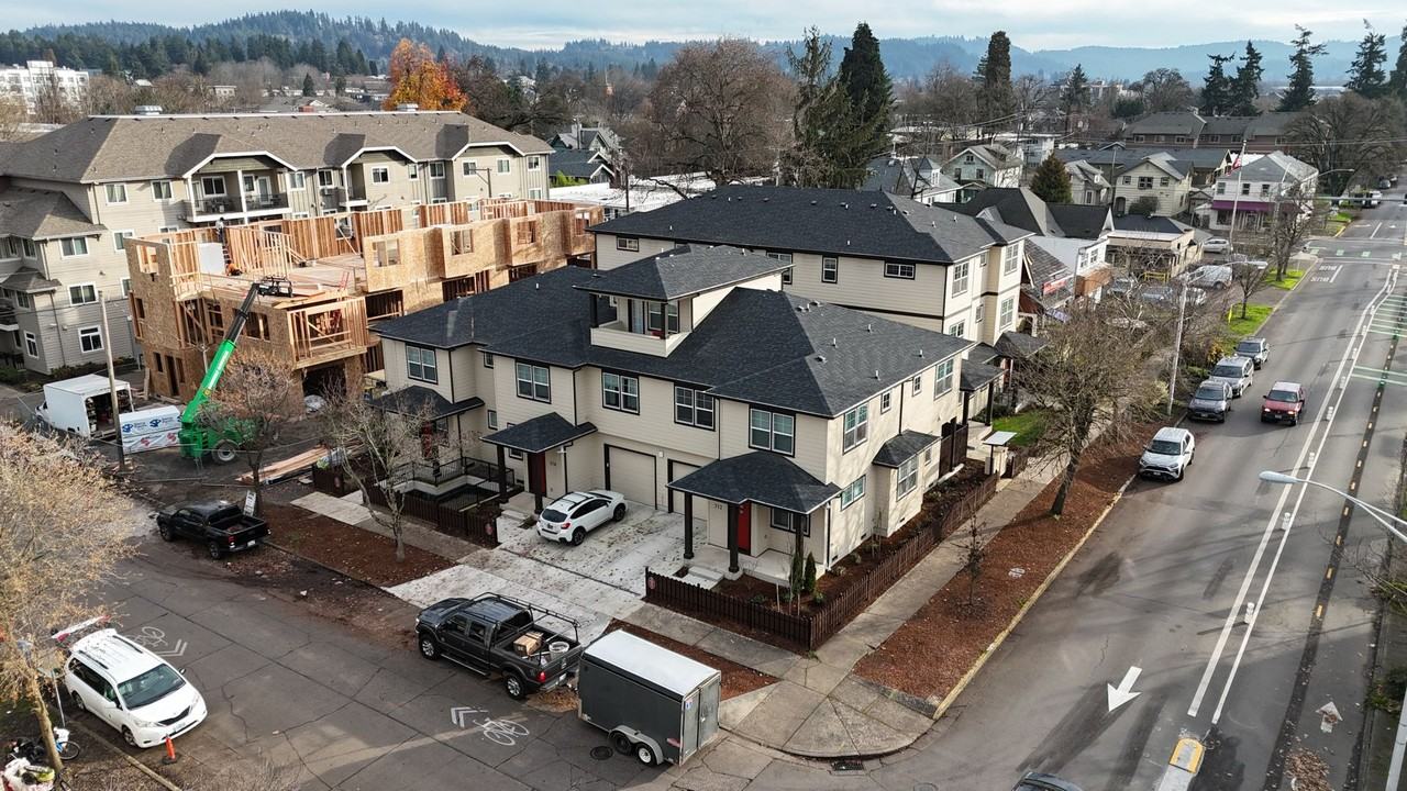 312 East 12th Avenue - Photo 2 of 37