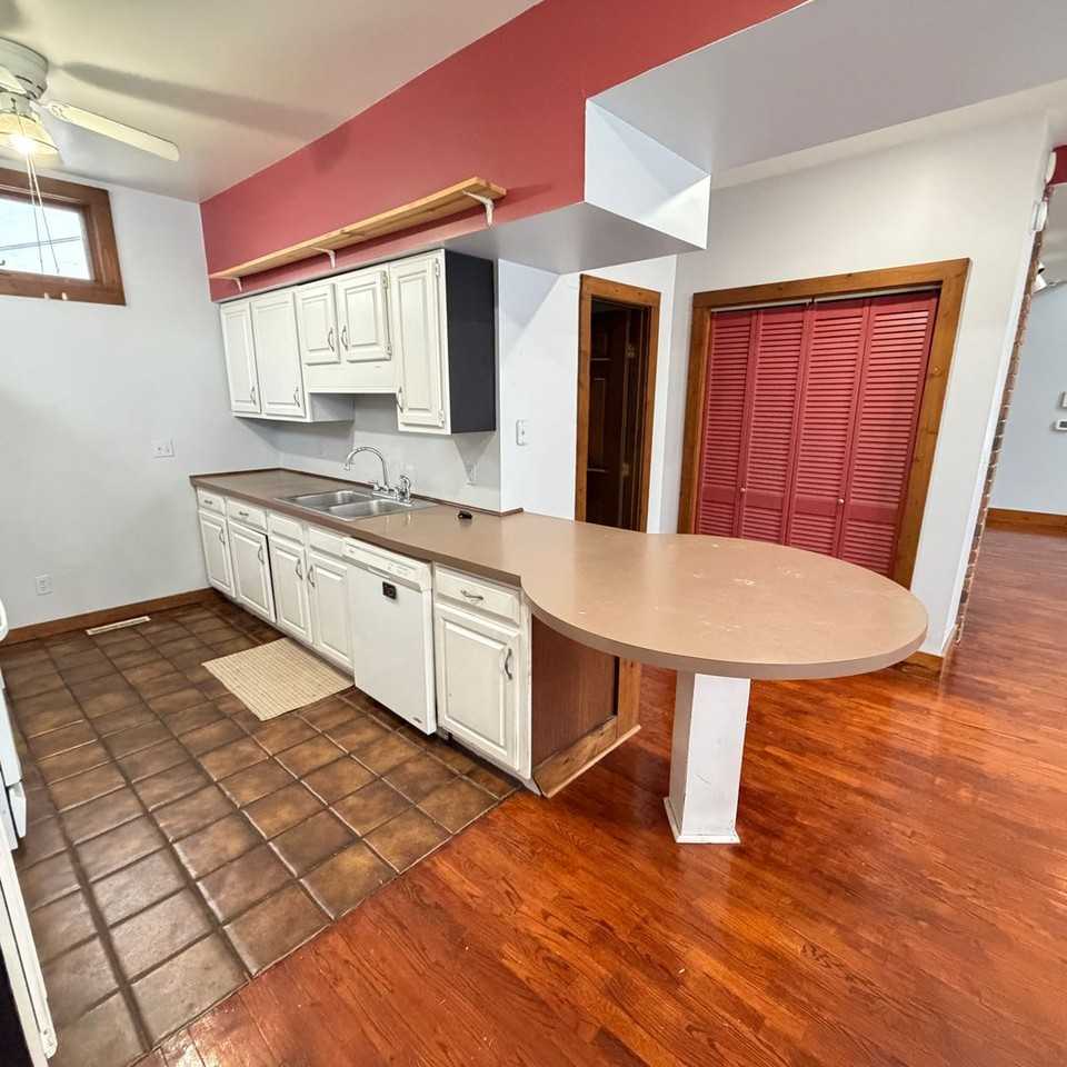 1100 Jackson Street Northwest - Photo 4 of 19