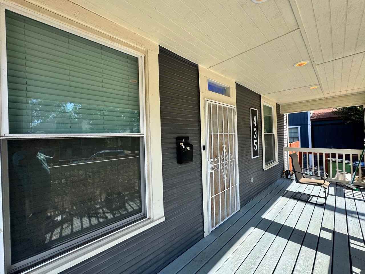 435 Mckinley Avenue - Photo 5 of 27