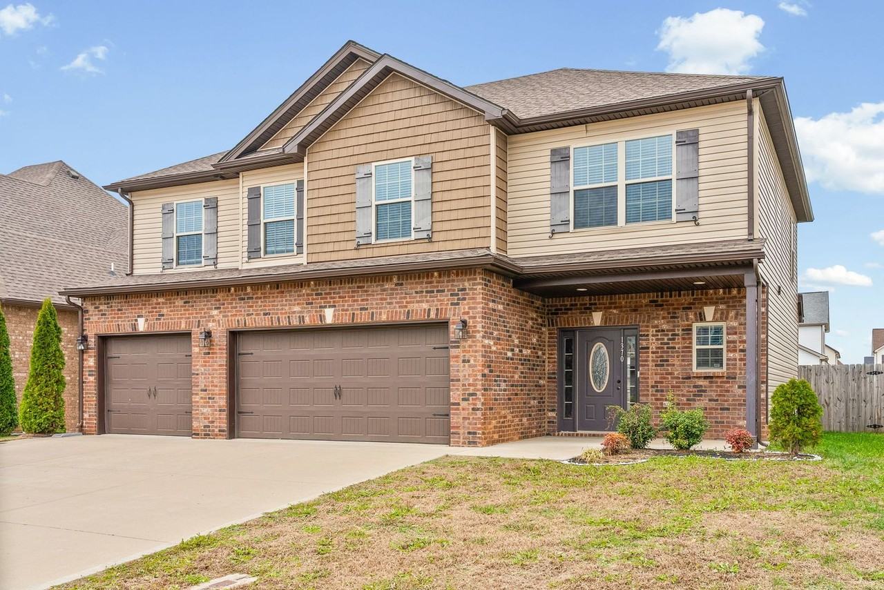 1370 Millit Drive - Photo 2 of 38