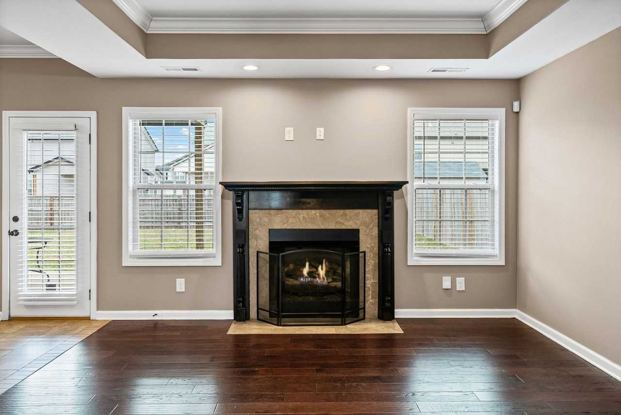 1370 Millit Drive - Photo 6 of 38