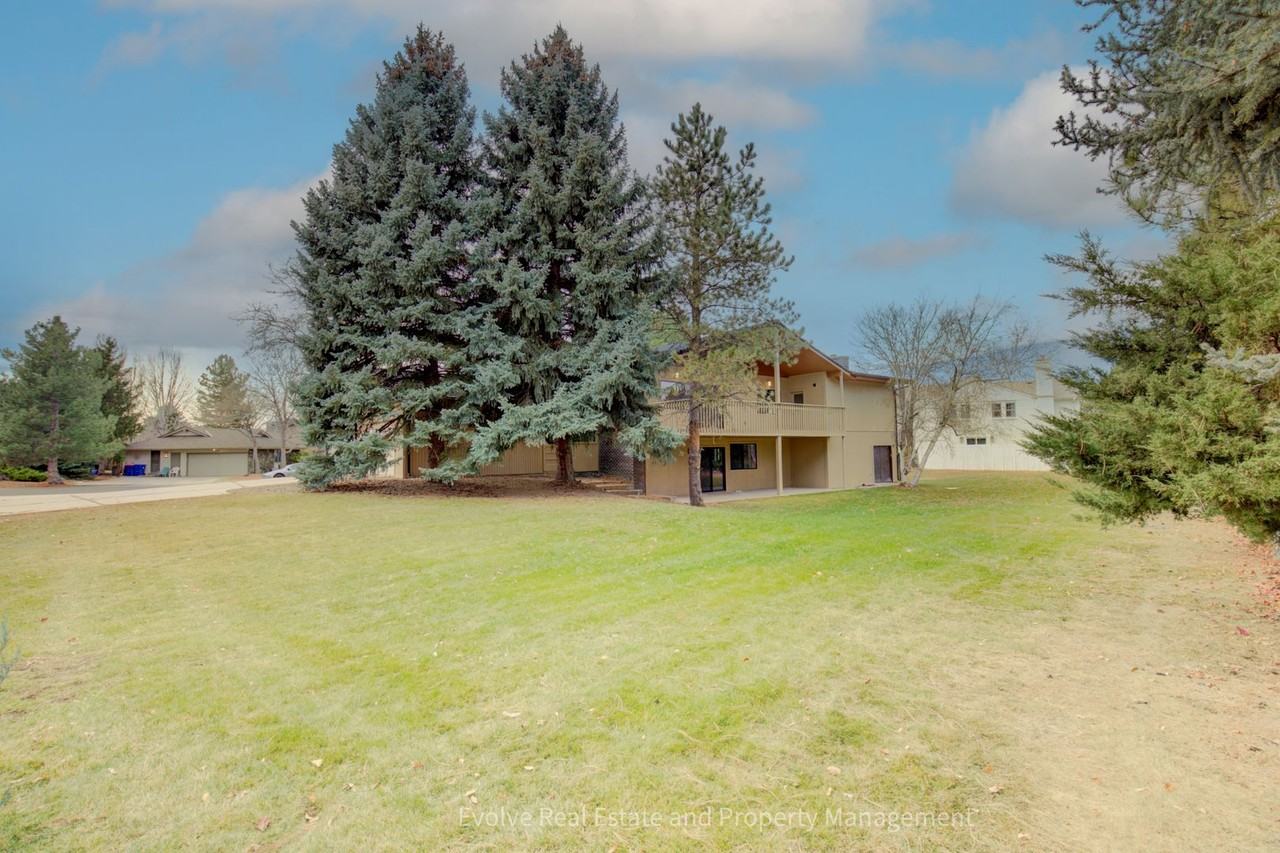 5505 South Emporia Circle - Photo 5 of 31