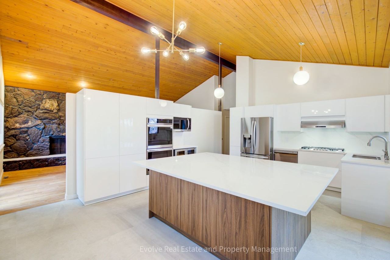 5505 South Emporia Circle - Photo 7 of 31