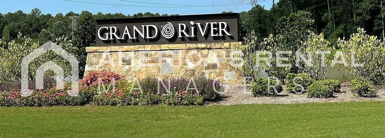 1003 Grand River Boulevard - Photo 2 of 42