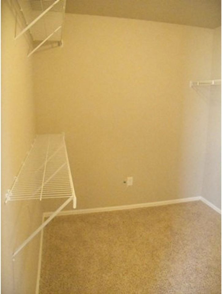 3327 Curlew Drive - Photo 5 of 14