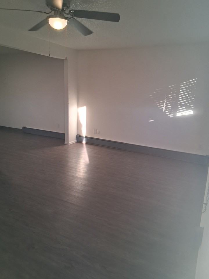 1701 East 16th Street - Photo 3 of 6