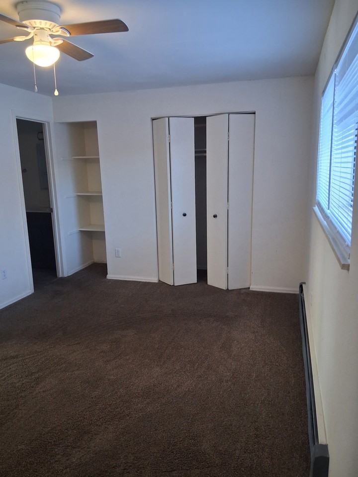 1701 East 16th Street - Photo 5 of 6