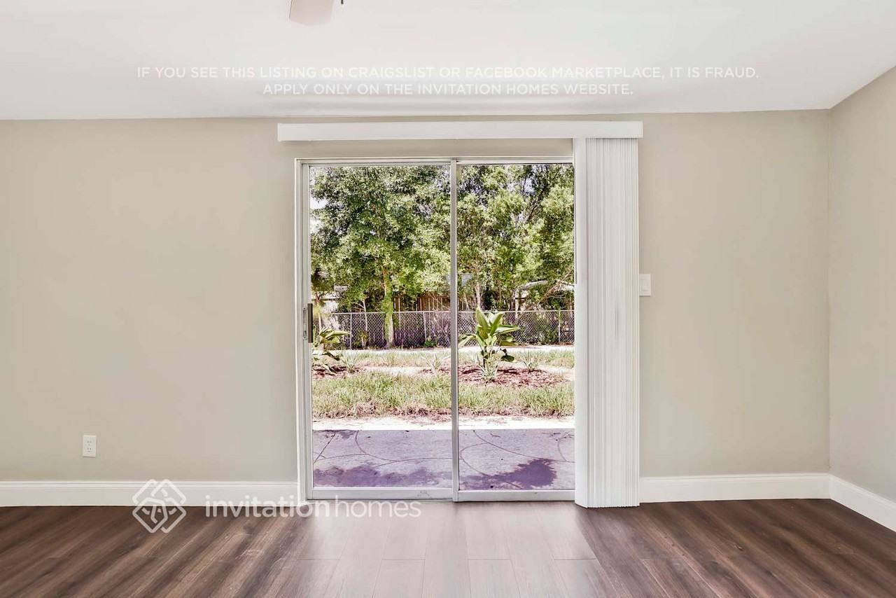 1088 East Page Drive - Photo 4 of 27