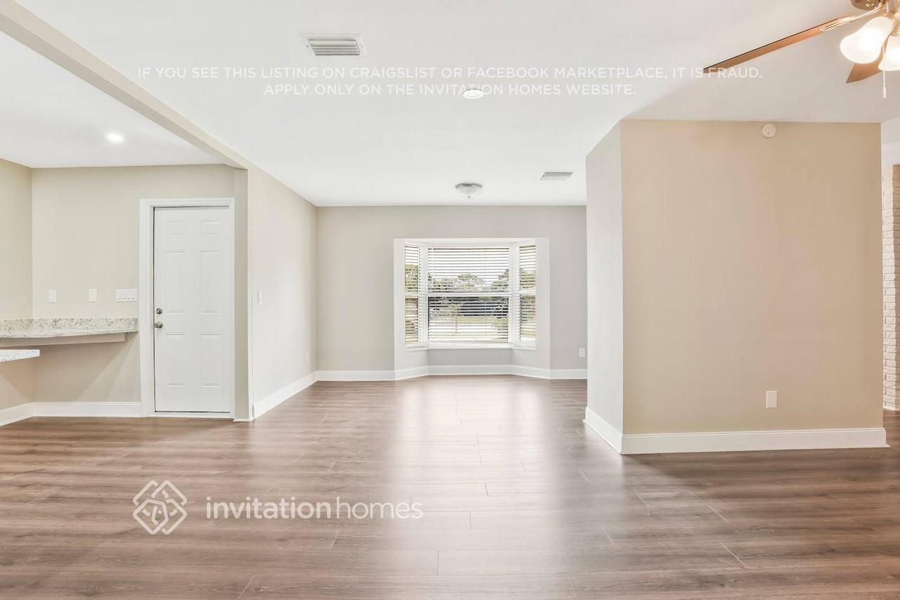 1088 East Page Drive - Photo 6 of 27