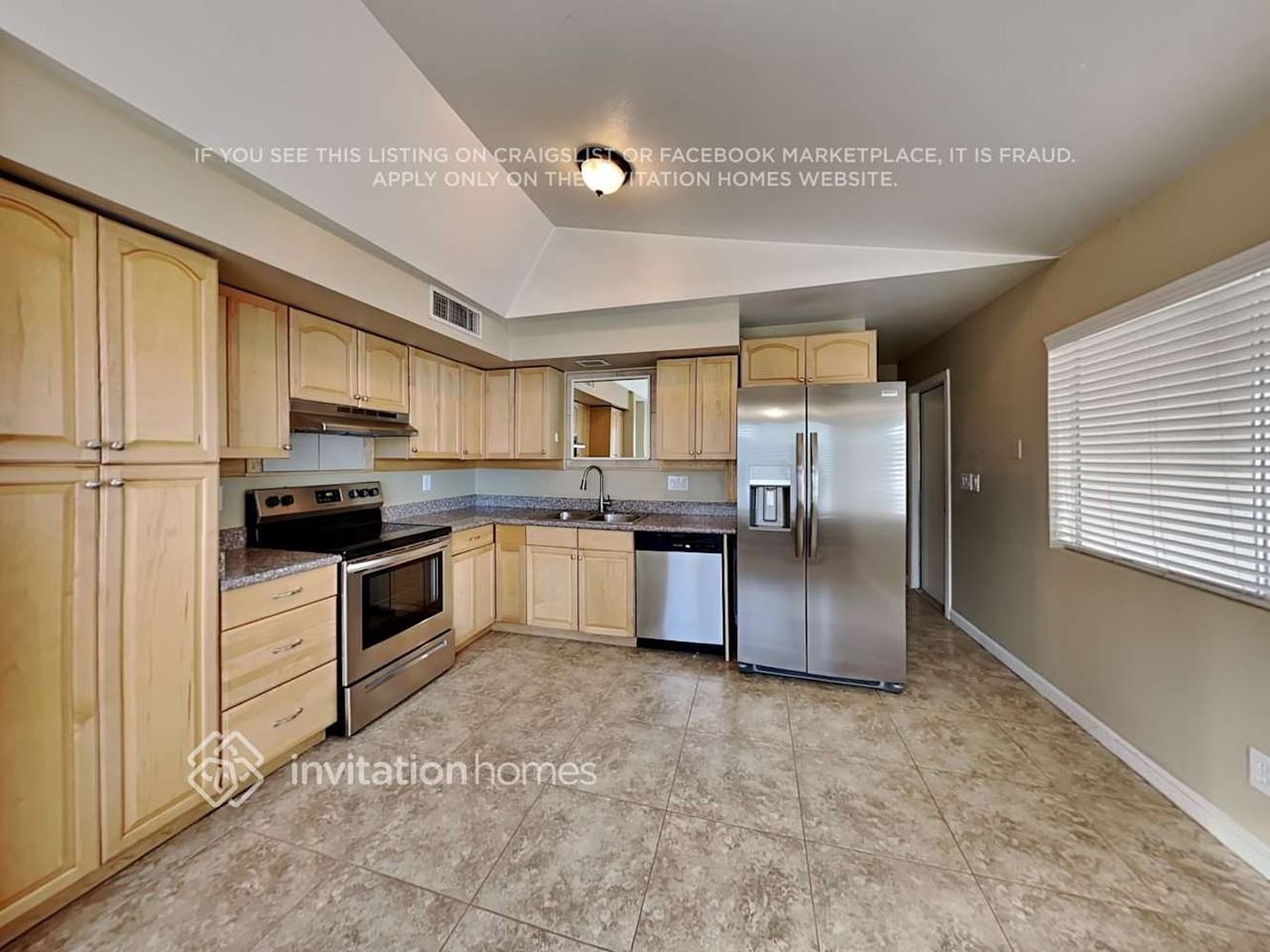 5922 West Mauna Loa Lane - Photo 7 of 16