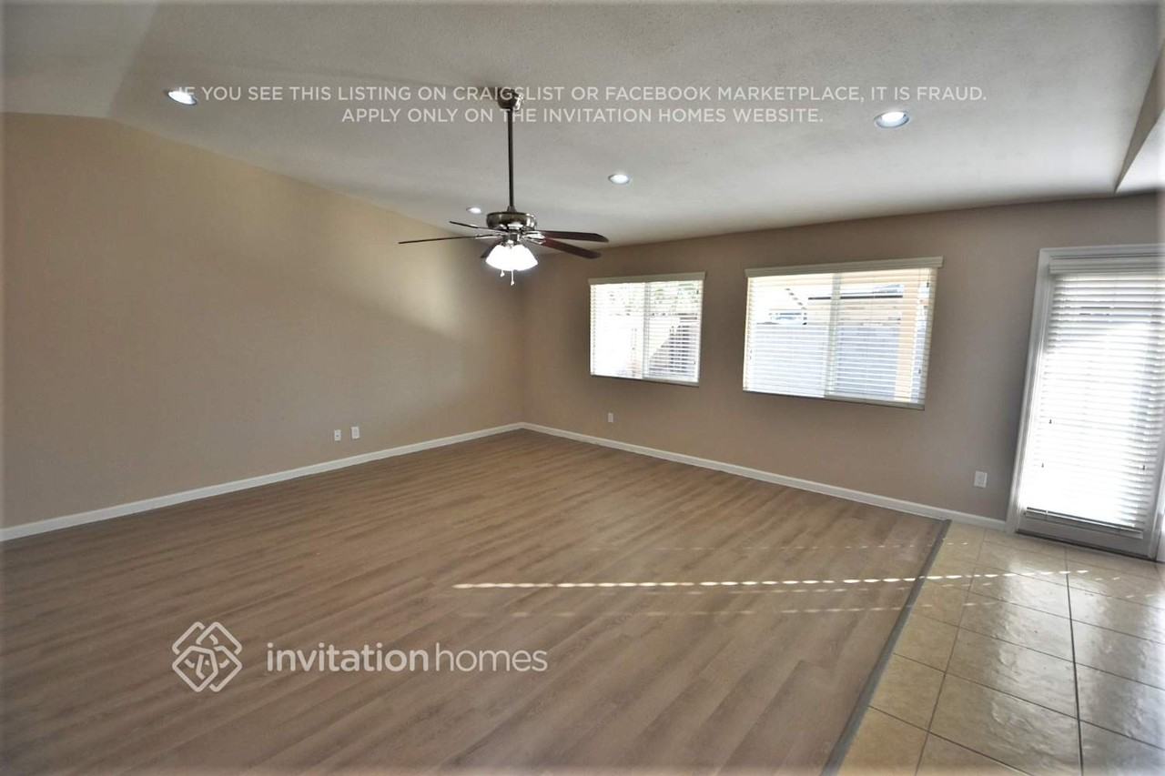 3549 East Crocus Drive - Photo 2 of 11