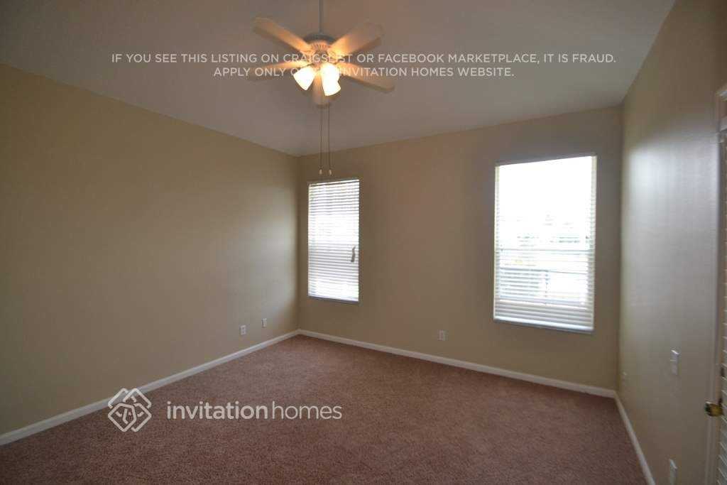 2732 Heron's Landing Boulevard - Photo 4 of 8