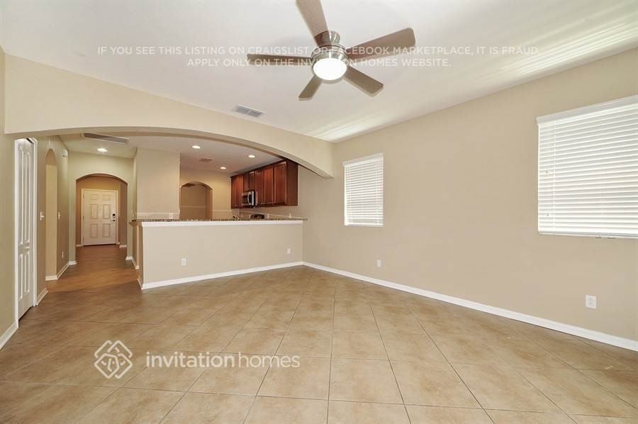 5949 Beacon Park Street - Photo 6 of 19