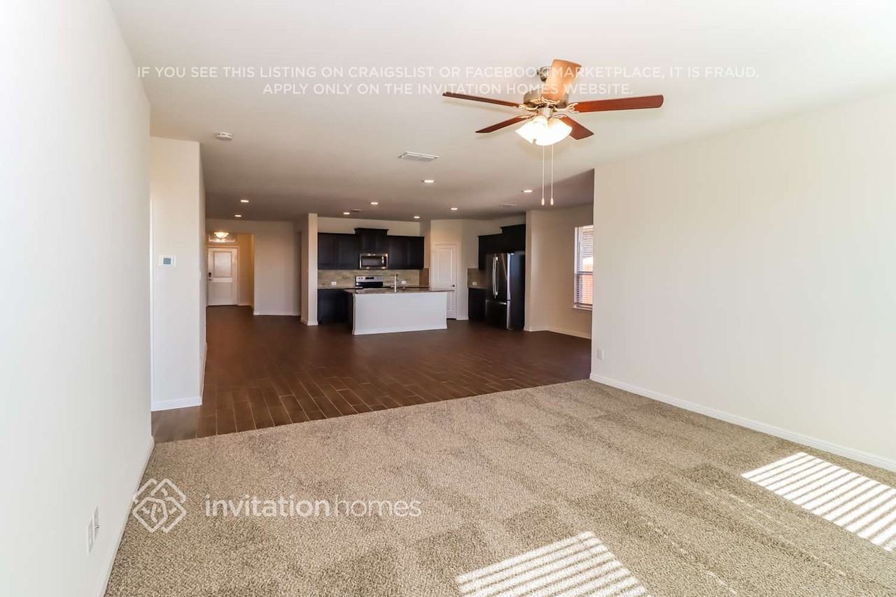 146 Wagon Mound Drive - Photo 2 of 13