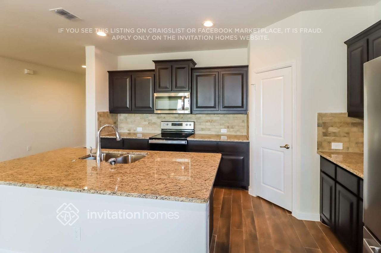 146 Wagon Mound Drive - Photo 4 of 13