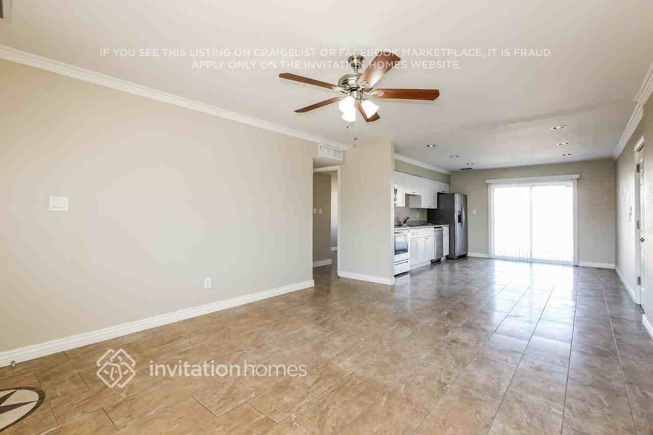 3412 West Bluefield Avenue - Photo 3 of 18