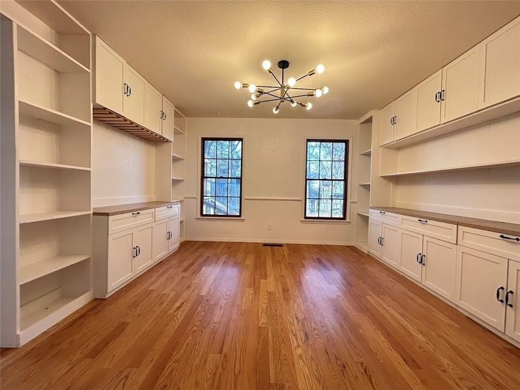 3164 Katherine Avenue - Photo 6 of 27