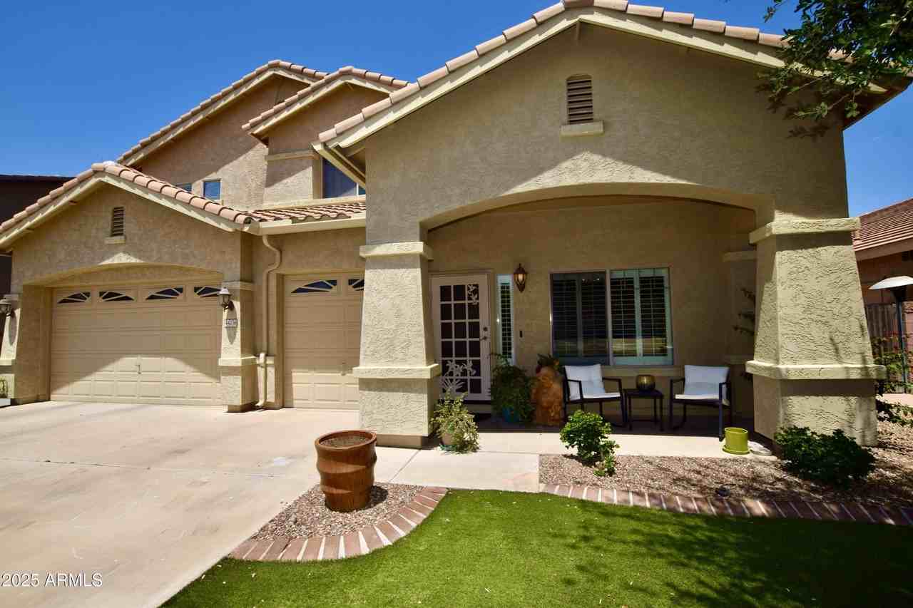 44236 West Adobe Circle - Photo 4 of 45