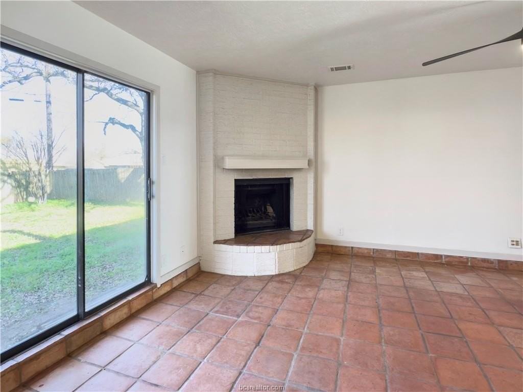 3003 Highwood Lane - Photo 5 of 21