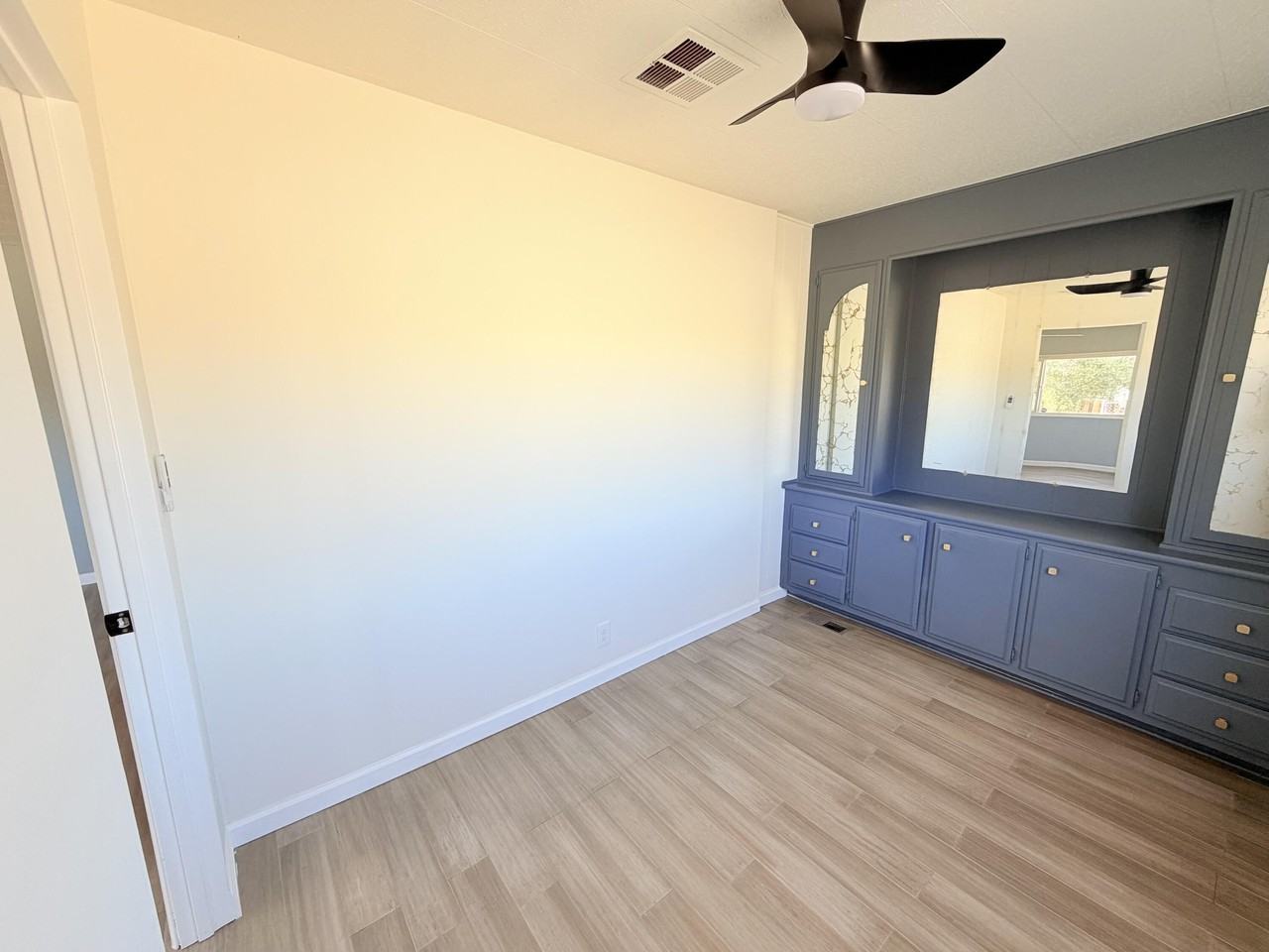 64811 Thomas Avenue - Photo 7 of 29