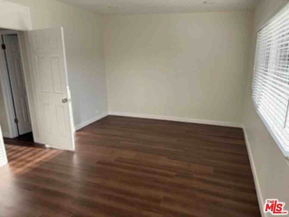 2424 Ocean Park Boulevard #7 - Photo 3 of 8