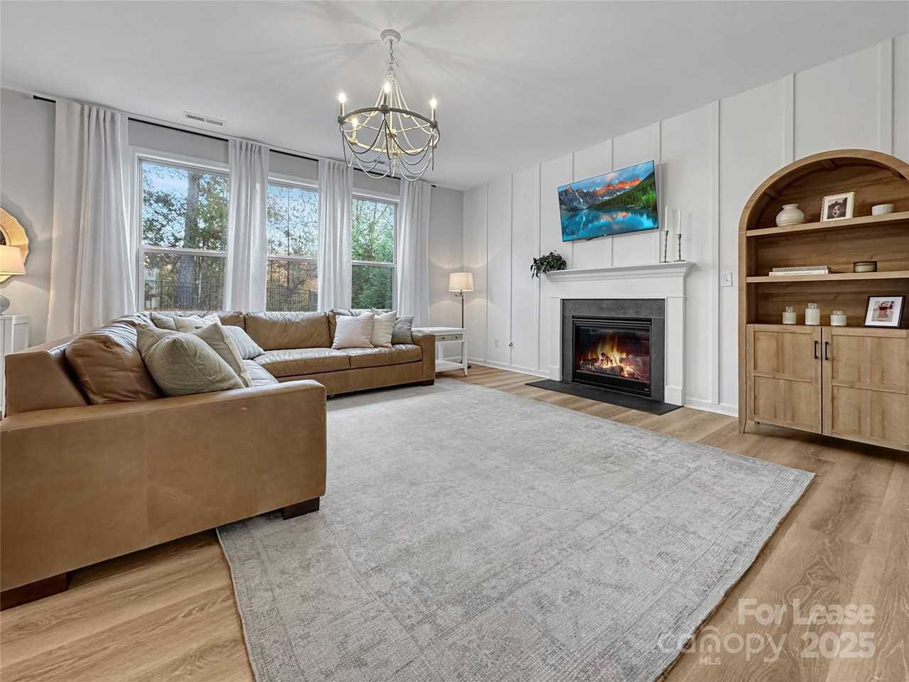 162 Tetcott Street - Photo 4 of 19