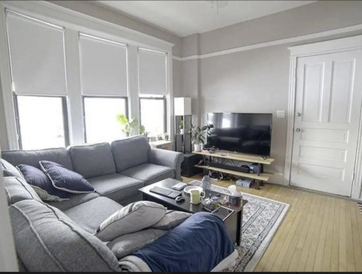 2117 North Kedzie Boulevard #3R - Photo 3 of 14