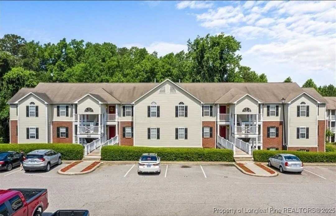 360 Bubble Creek Court #11 - Photo 2 of 48