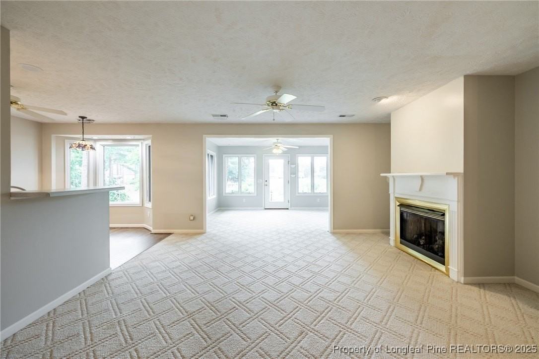 789 Daphne Lane - Photo 6 of 36