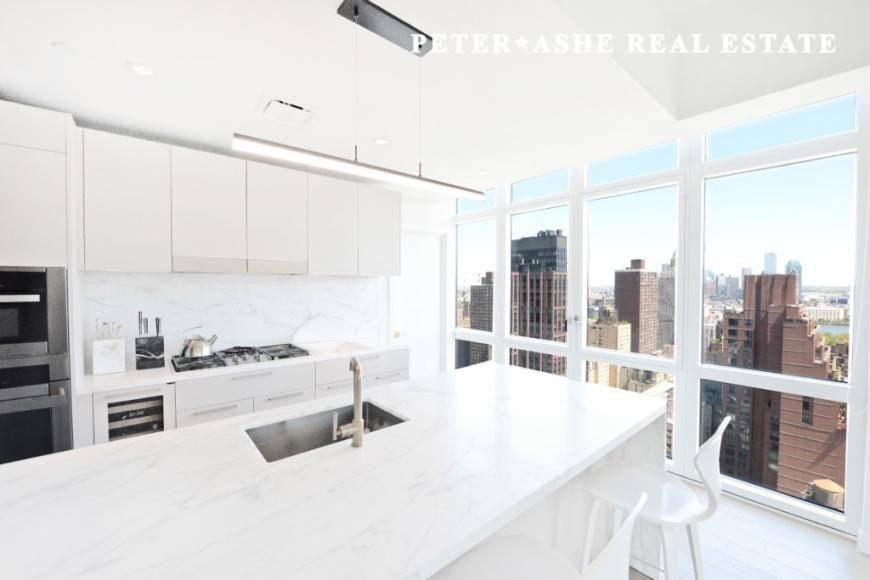 305 East 51st Street - Photo 5 of 10