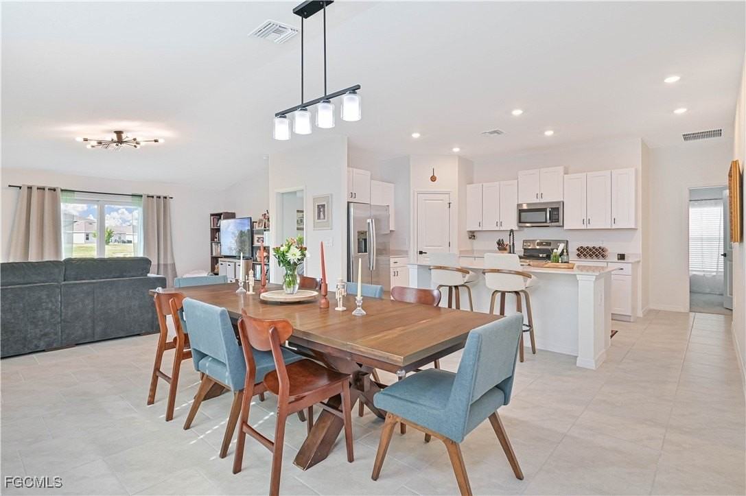 12152 Amber Waves Road - Photo 5 of 39