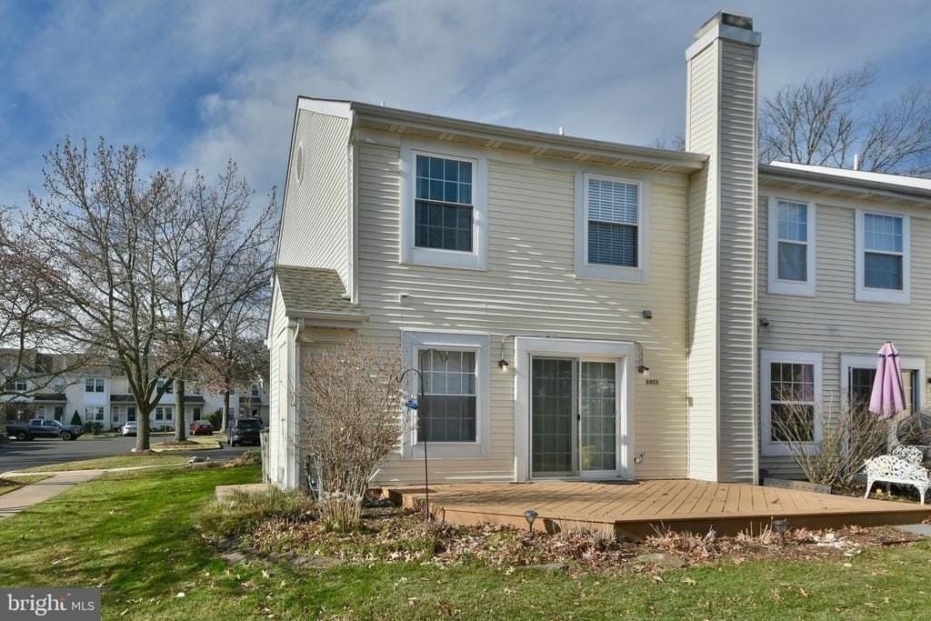 6403 Rolling Hill Drive - Photo 5 of 30