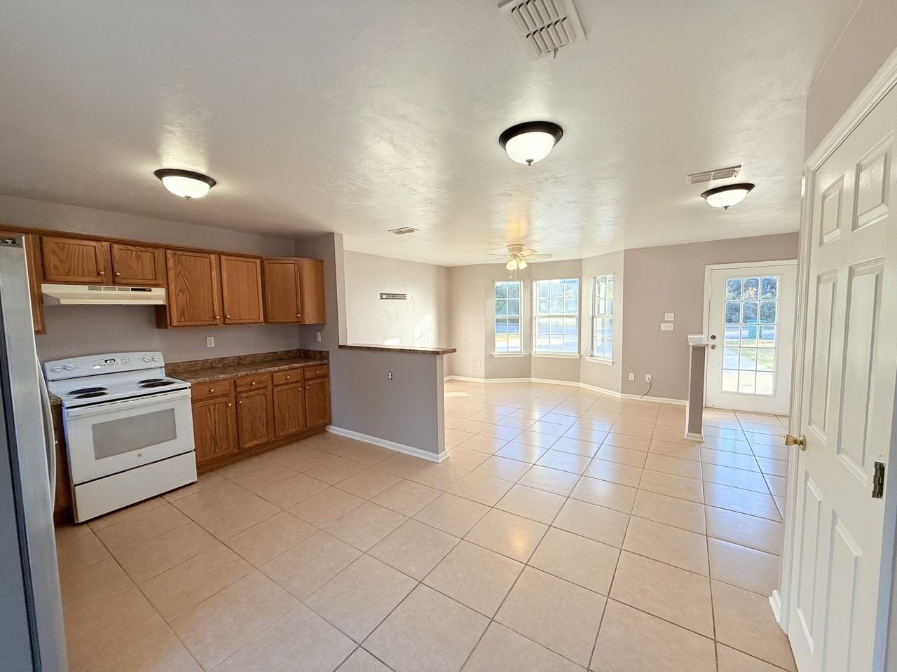 1636 Martin Luther King Jr Boulevard #B - Photo 4 of 13