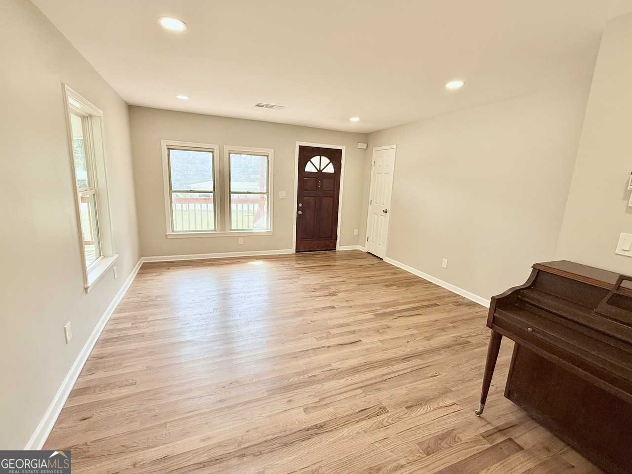 1634 Lake Jodeco Road - Photo 4 of 16