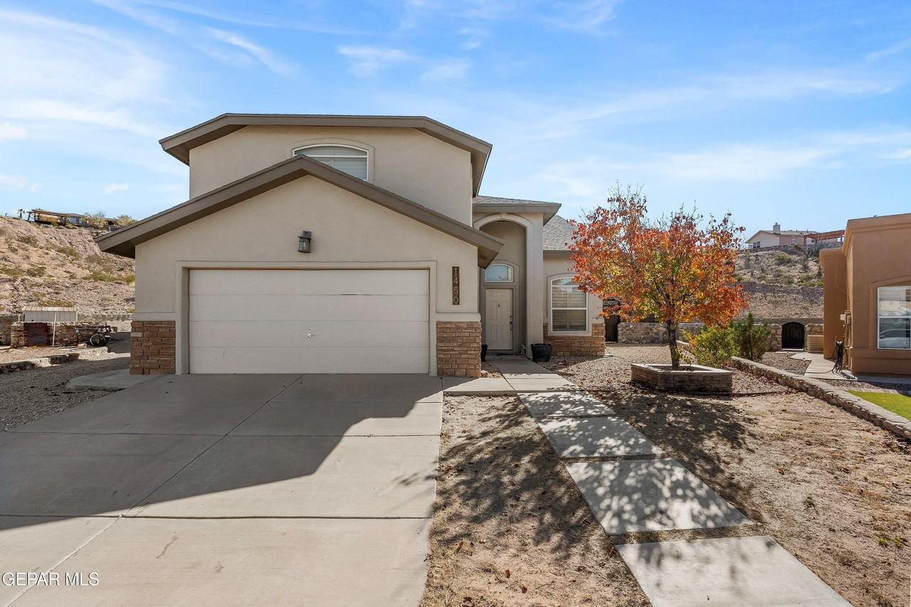 1450 Senda Del Sol Lane - Photo 2 of 34