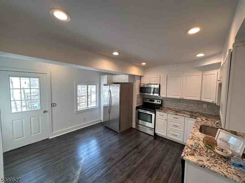 115 Wall Street #115 - Photo 3 of 19