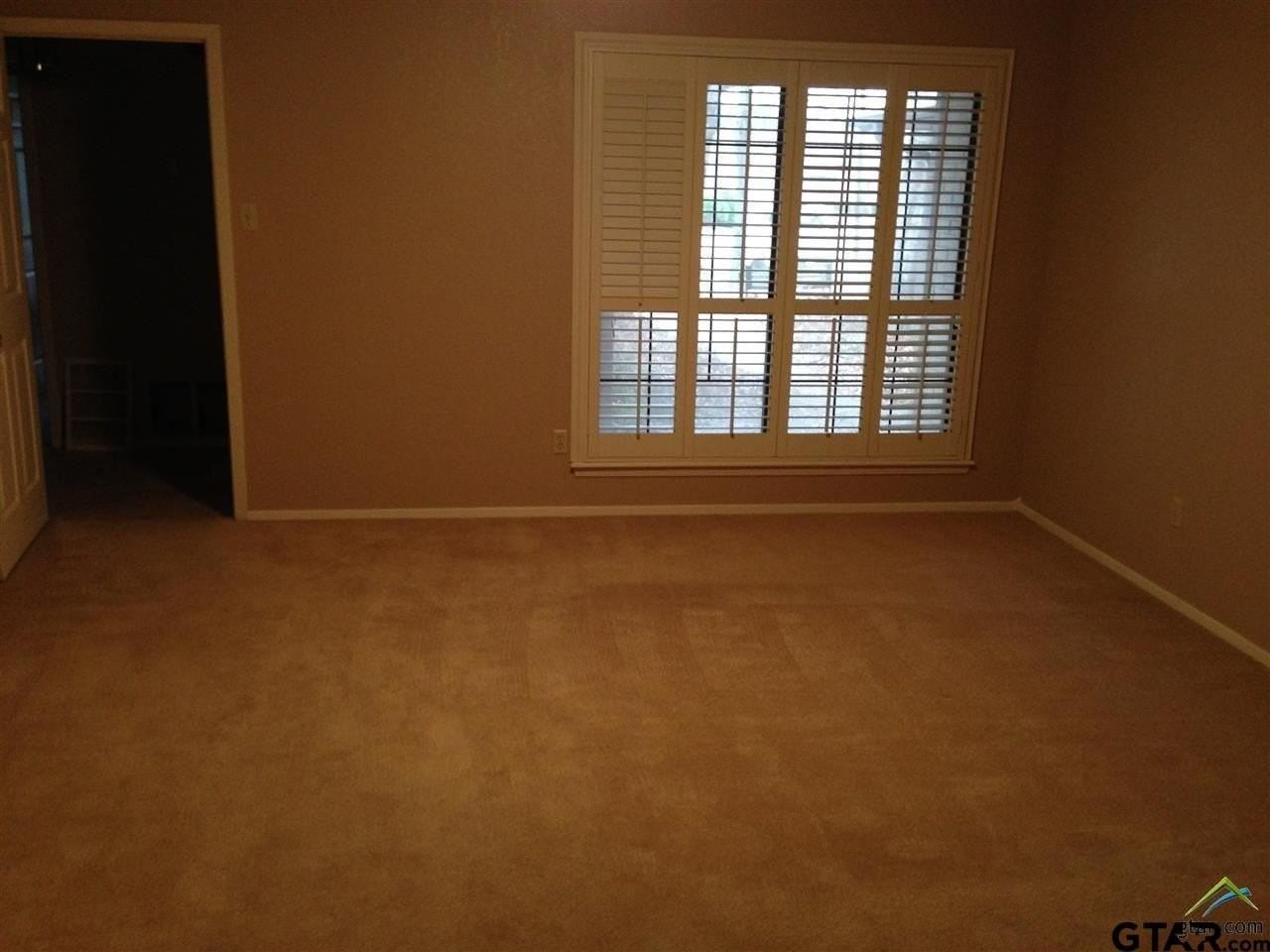 1602 Timber Creek Drive - Photo 5 of 18