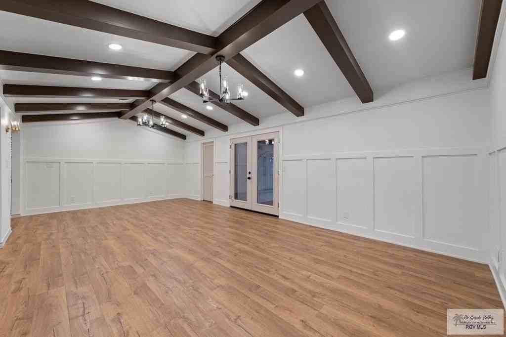 5117 Manana Circle - Photo 6 of 30